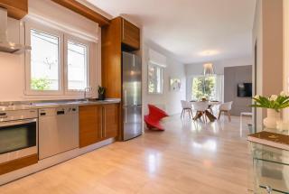 Cozy & Renovated, Walk to beach - Atene - 0