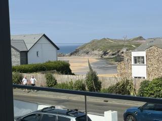 Apartment 3, Oasis Sands - 4