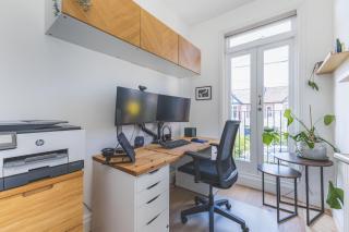 High-End 2BR 2BA with Private Outdoor Space - 6