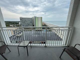 Ocean View Double Queen Suite! Perfect for 4 Guests! Sea Mist 51112 - Myrtle Beach - 2
