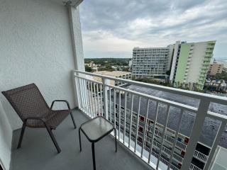 Ocean View Double Queen Suite! Perfect for 4 Guests! Sea Mist 51112 - Myrtle Beach - 1