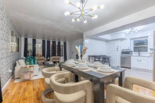 Highend House w/ 9 BRs, 16 beds, 5 bath, Sleep 27 - Newark - 0
