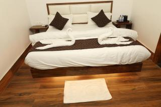 Hotel Trisolaris - Varanasi - 6