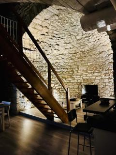 Charme unique sous les remparts - Châteauneuf-de-Gadagne - 3