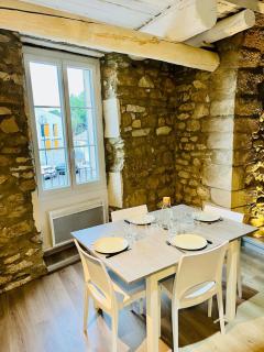 Charme unique sous les remparts - Châteauneuf-de-Gadagne - 2