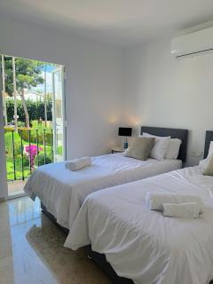2 Bed Apartment in Benavista Estepona - Estepona - 1