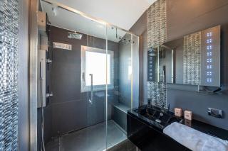 Studio Love Room Rooftop Jacuzzi SCLS Rentals - Cannes - 2