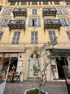 Studio à louer au cœur du Carré d or à Nice, rue Dalpozzo à 150 mètres des plages - Nizza - 4