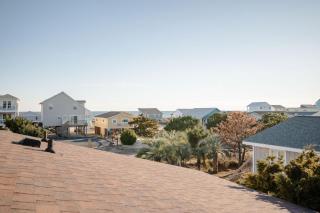 Paws 'N Relax - Oak Island Accommodations - Oak Island - 5