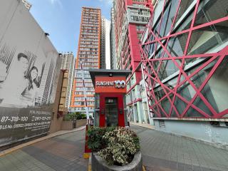 Condo in Mandaluyong with BGC Skyline - Manilla - 9