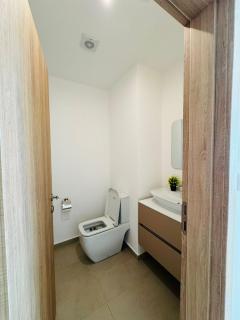 Luxury 2 Bedroom 8th Floor Unit at NOVA Roman Ridge in Accra Ghana - Accra - 5