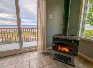 Chalet #13 Waterfront with Spa Fireplace Wifi & AC - Cap-Saint-Ignace - 8