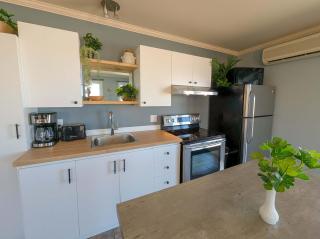 Chalet #13 Waterfront with Spa Fireplace Wifi & AC - Cap-Saint-Ignace - 1