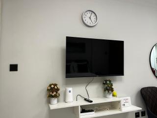 Central Stay Studio Apartment near Cleveland and Abu Dhabi Mall - Abu Dhabi - 6