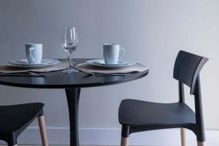 Spacious Studio Apt near Botanical Gardens - 9