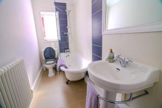 K Suites - Teign House - Wanborough - 4