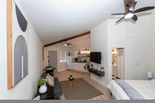 Cozy studio 6min to Huntsville Botanical Gardens - Huntsville - 5