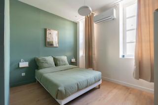 Vieux-port Gare St Charles Le Ramsès - 1