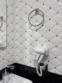 Hotel M&S - Tirana - 9