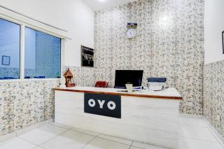 Hotel O The Max inn - Greater Noida - 0