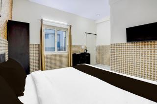 Hotel O The Max inn - Greater Noida - 1