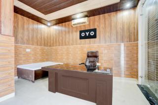 SPOT ON Dev Hotel - Noida - 6
