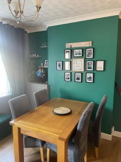 Two bedroom House in the Peak District - 1