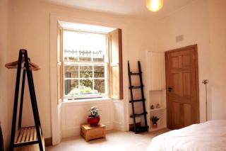 Elegant & Sunny 2BD basement stay, Edinburgh! - Edimburgo - 5