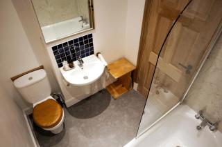 Elegant & Sunny 2BD basement stay, Edinburgh! - Edimburgo - 1