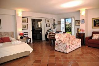 CASA MARTA - Appartamento con giardino - 1