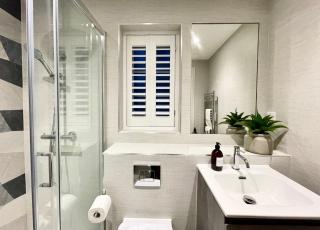 Beautiful Two Storey Apartment in City Centre- 2 - Bristol - 1