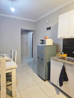 Luxore Cosy Nest 2BR - Nairobi - 1
