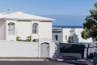Summer Place Luxury 3 bedroom Apartment - Camps Bay - 8
