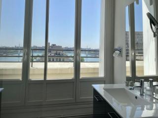 Best Western ARThotel - Le Havre - 1