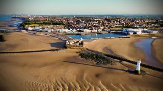 Bright Seaside Apartment with Stunning River Views - New Brighton - 6
