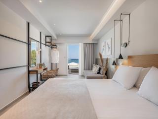 Alexia Beach Hotel - Agia Marina Nea Kydonias - 0