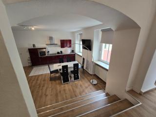 FERIENWOHNUNG APARTMENT 2 RAUM WOHNUNG im ZITTAUER STADTZENTRUM INNENSTADT INNENRING TOP LAGE MARKT UND RATHAUS NÄHE - Zittau - 5