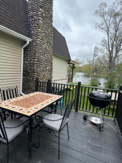 Cozy lake house - Nassau - 9