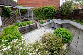 Spacious 4BD Home with Patio garden, BBQ & Parking - Timsbury - 5