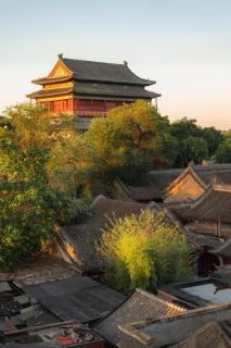 The East Hotel-Very close to the Drum Tower,The Lama Temple,Houhai Bar Street,and the Forbidden City,There are many old Beijing traditional hutongs around the hotel ,Experience the culture of old Beijing hutongs,Near Exit A of Shichahai on Metro Line 8 - Peking - 7