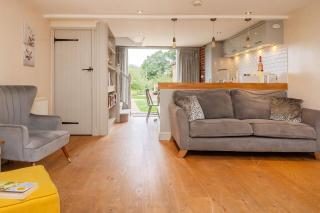 Maple Barn: Lux Rural Retreat Near Norfolk Coast - Sutton - 9