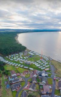 Northern Light Villa, forest, beach and bubbles - Burghead - 1