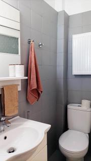 Sunny penthouse studio in Acropolis - Atenas - 8