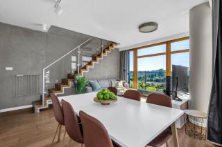 Warsaw Prestige Suites - 86m2, Two-Level Loft, Parking - by Rentujemy - Warsaw - 9