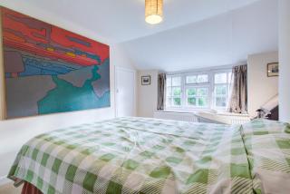 Charming Hilltop Cottage with Panoramic Views - East Worldham - 7
