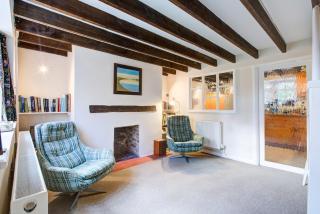 Charming Hilltop Cottage with Panoramic Views - East Worldham - 0