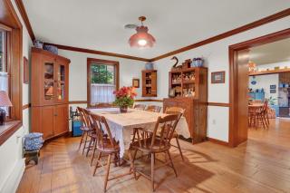 Spacious Antique Charm Home by Leavetown Vacations - Columbia - 5