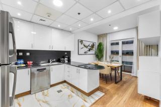 Stylish 2BR in Elite Tower with Bluewaters View and JBR - 1