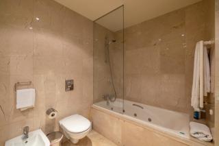 Panoramic City View Apartment - Guimarães - 3