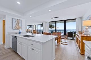 Pelican Walk 207 - 0